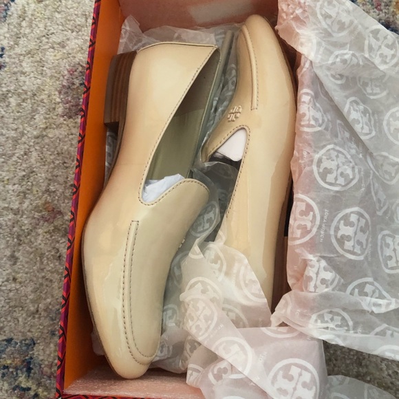 NEW-Tory Burch Dominique Loafer - Picture 6 of 8
